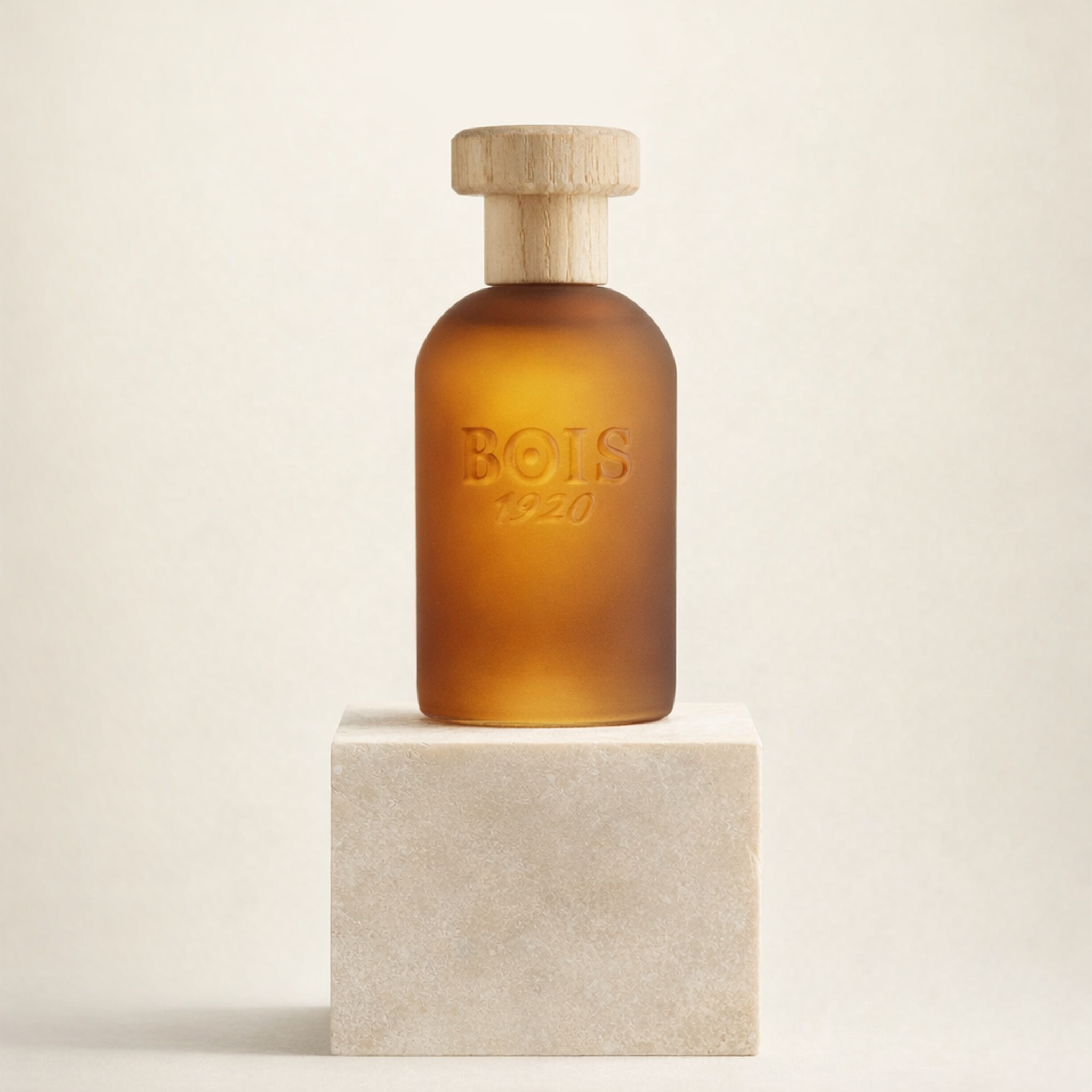 Bois 1920 Cannabis Dolce EDP upright pedestal gallery showcase