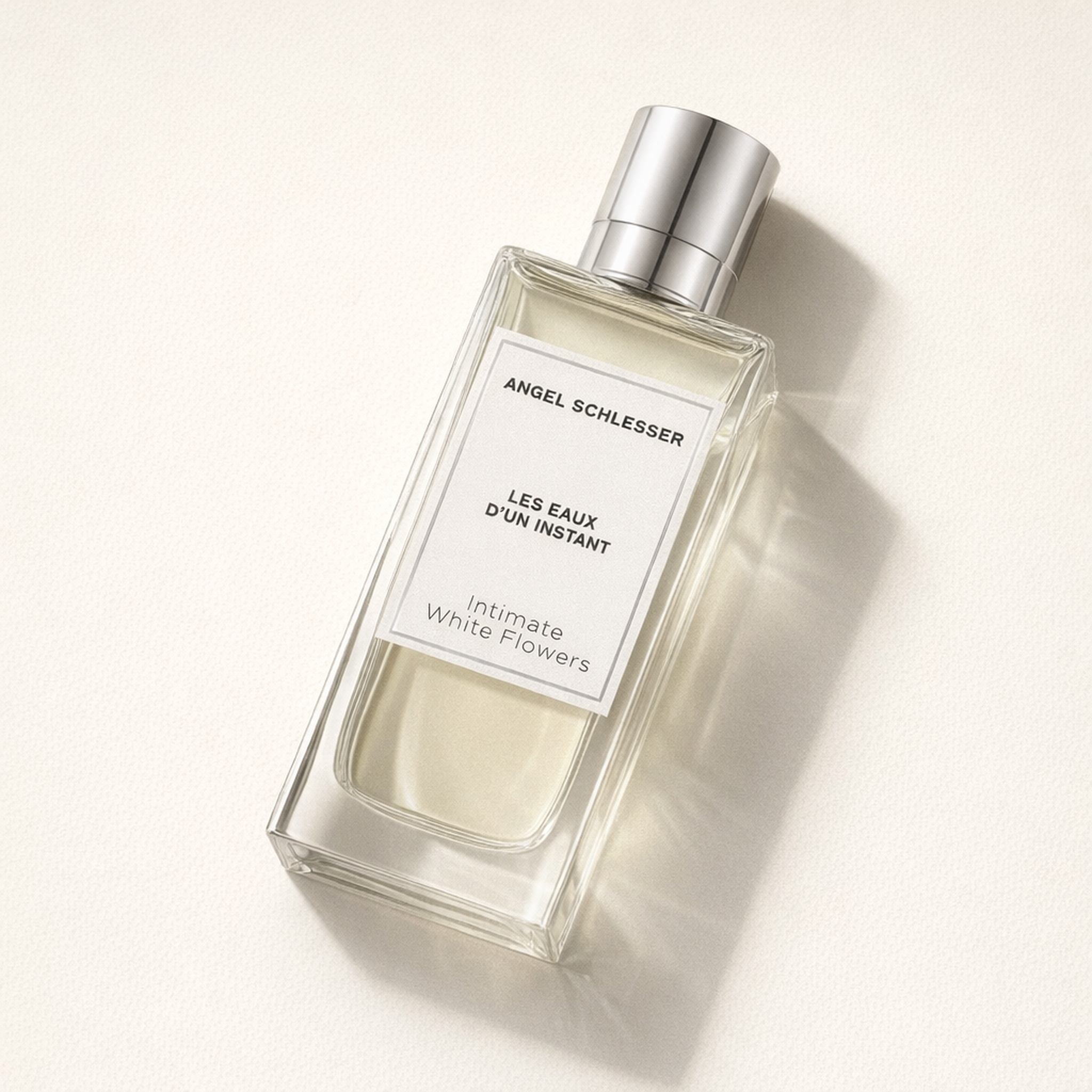 Angel Schlesser les Eaux D'un Instant Intimate White Flowers EDT angled still-life gallery showcase
