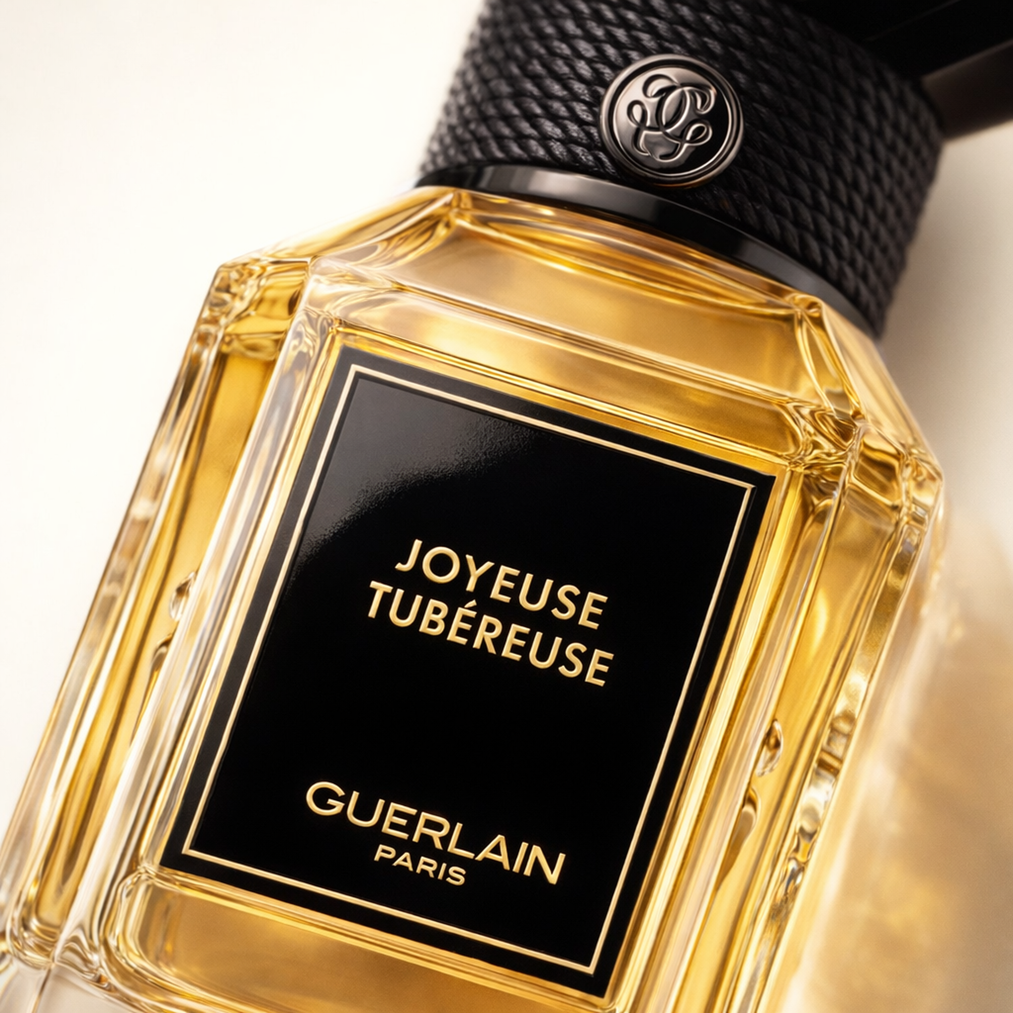 Guerlain L'art & la Matiere Joyeuse Tubereuse EDP macro label detail gallery showcase
