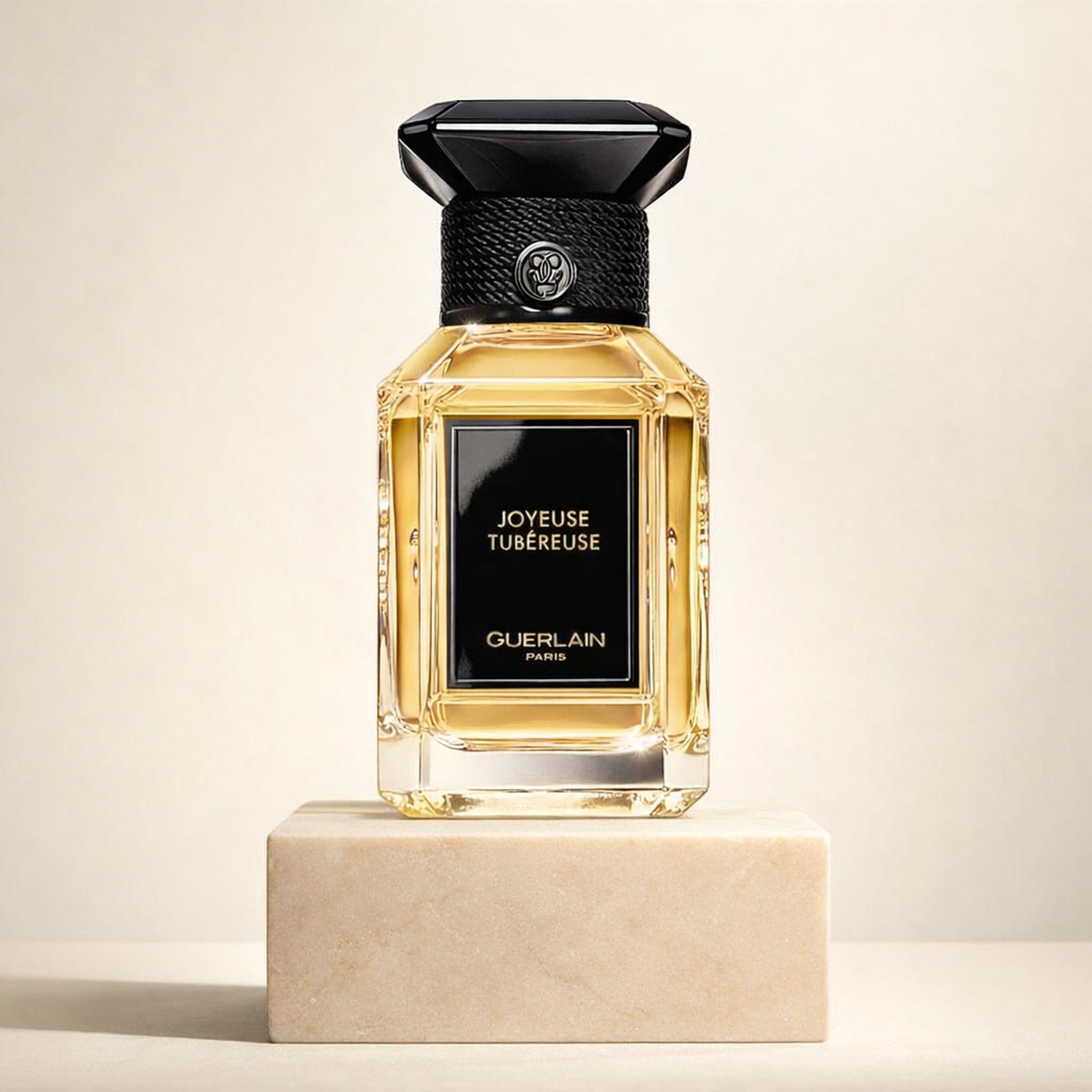 Guerlain L'art & la Matiere Joyeuse Tubereuse EDP upright pedestal gallery showcase