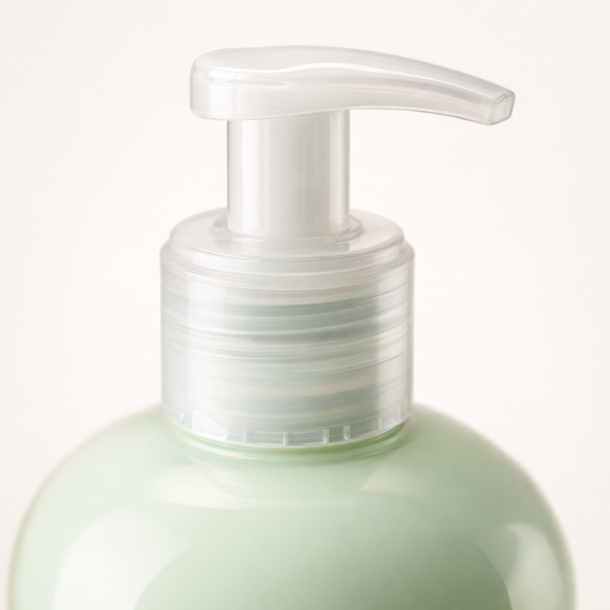 Elizabeth Arden Green Tea Body Lotion cap macro detail gallery showcase