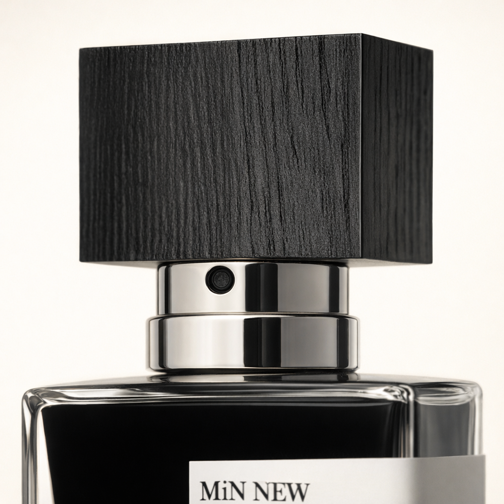 Min New York the Botanist Travel EDP cap macro detail gallery showcase
