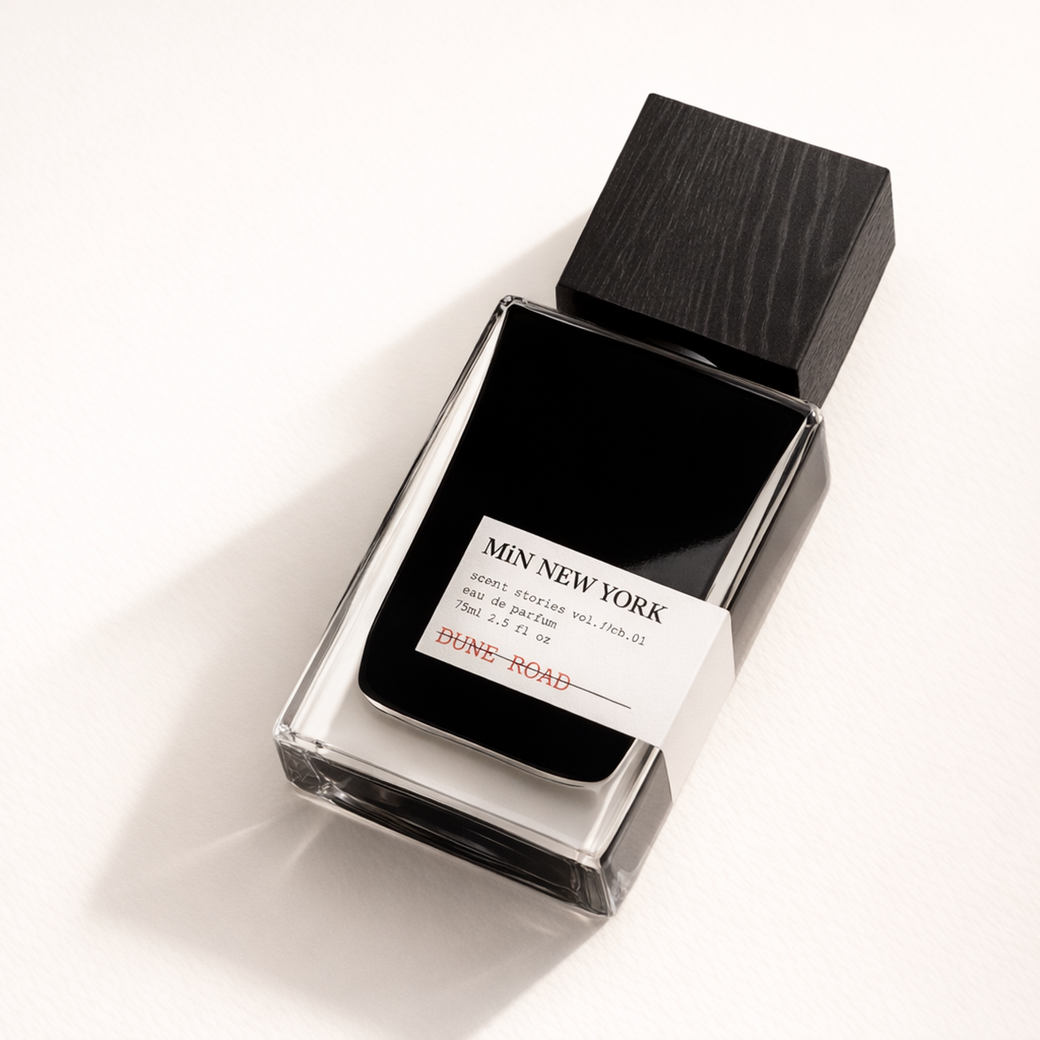 Min New York Dune Road Travel EDP angled still-life gallery showcase