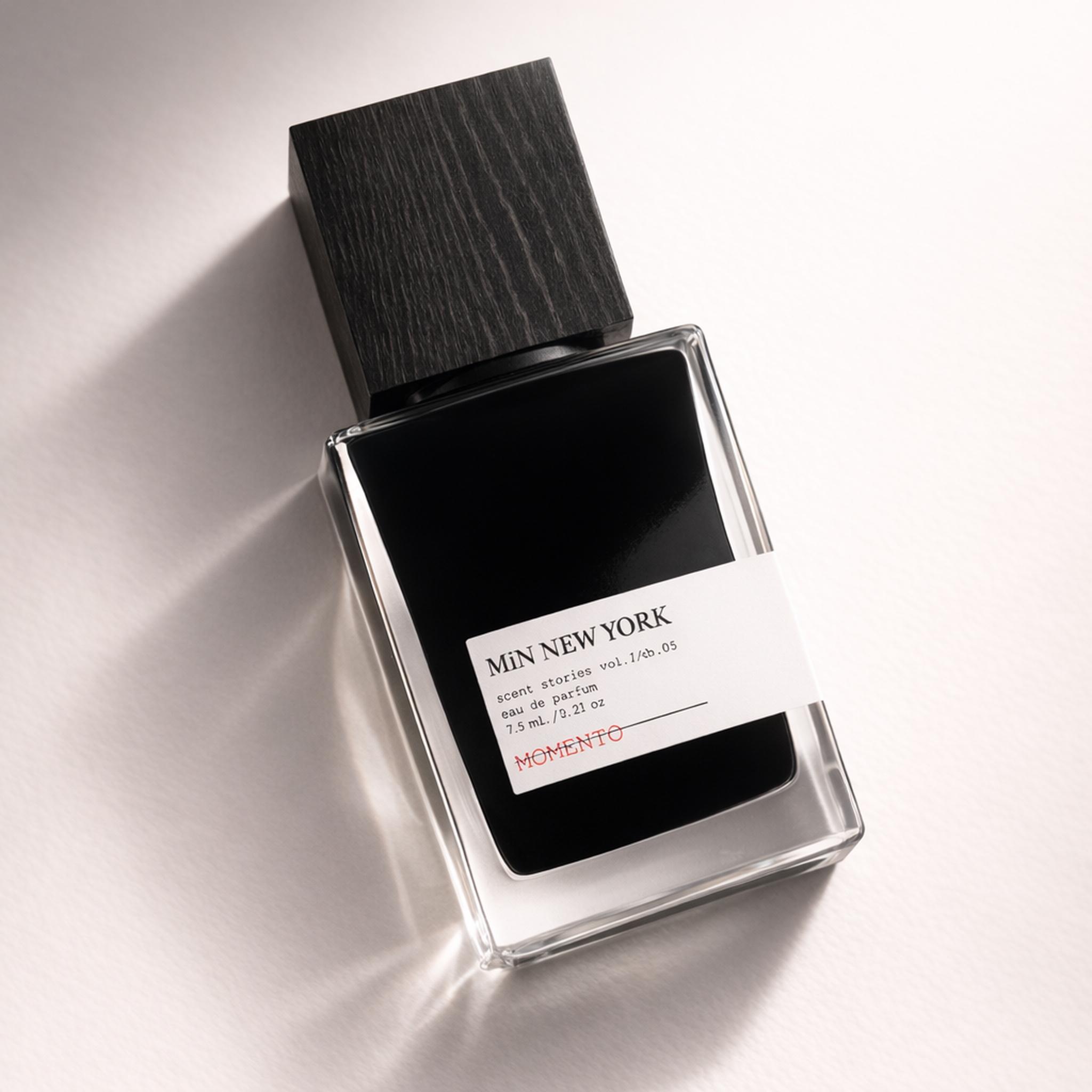 Min New York Momento Travel EDP fragrance details image