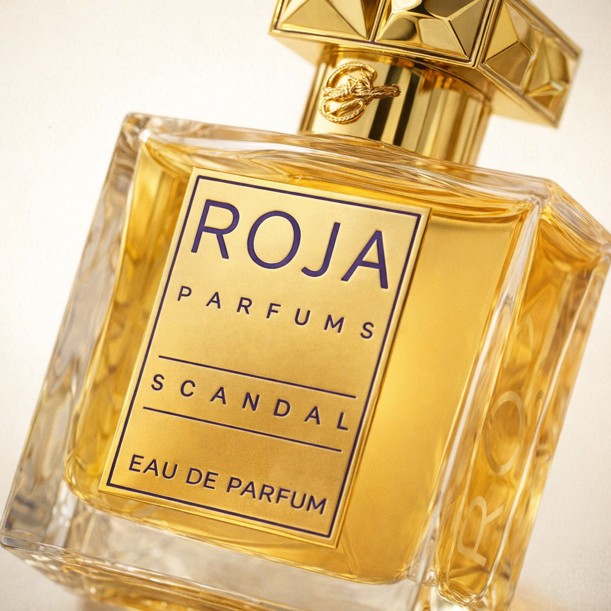 Roja Parfums Scandal Pour Femme EDP macro label detail gallery showcase