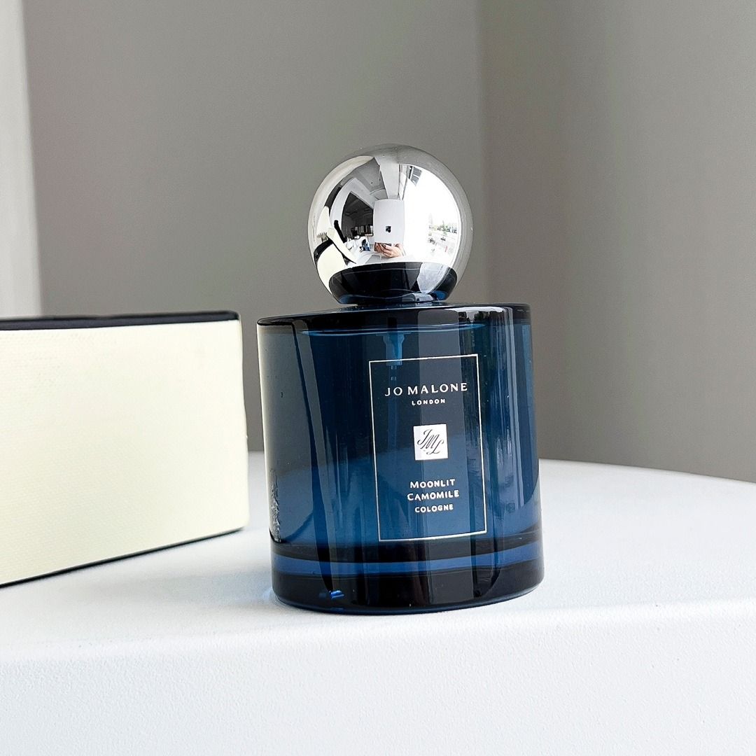 Jo Malone Moonlit Camomile Cologne | My Perfume Shop