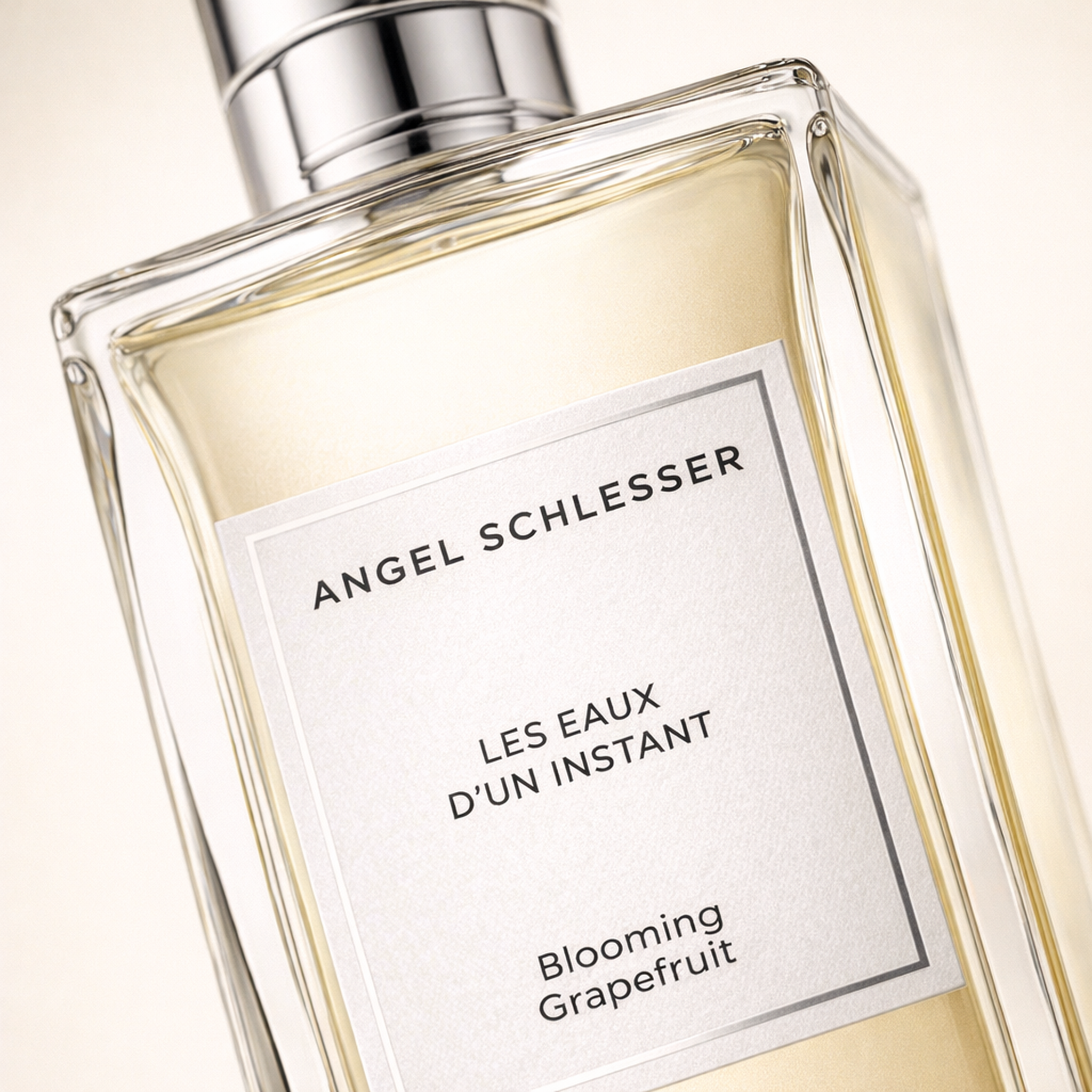 Angel Schlesser les Eaux D'un Instant Blooming Grapefruit EDT macro label detail gallery showcase