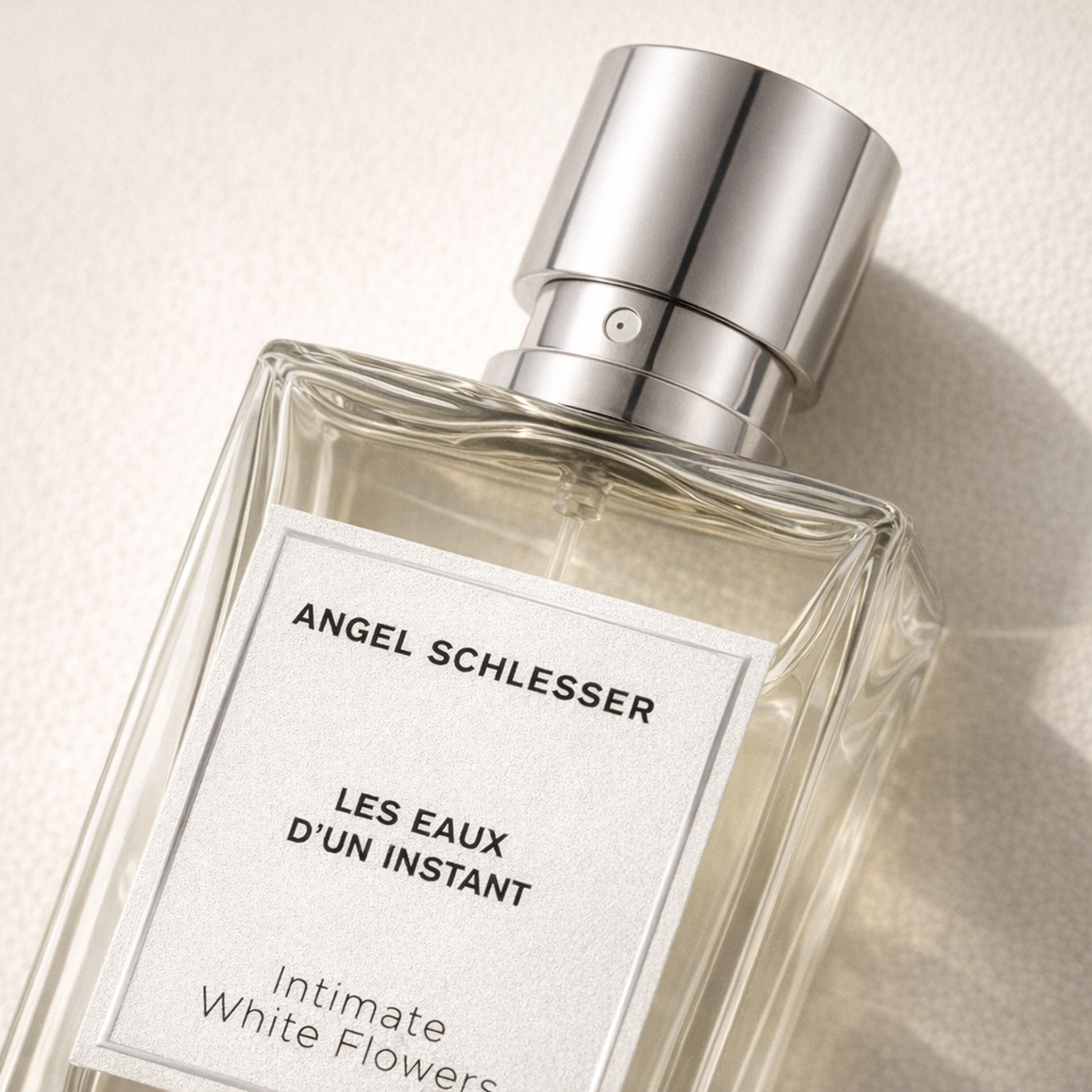Angel Schlesser les Eaux D'un Instant Intimate White Flowers EDT fragrance details image