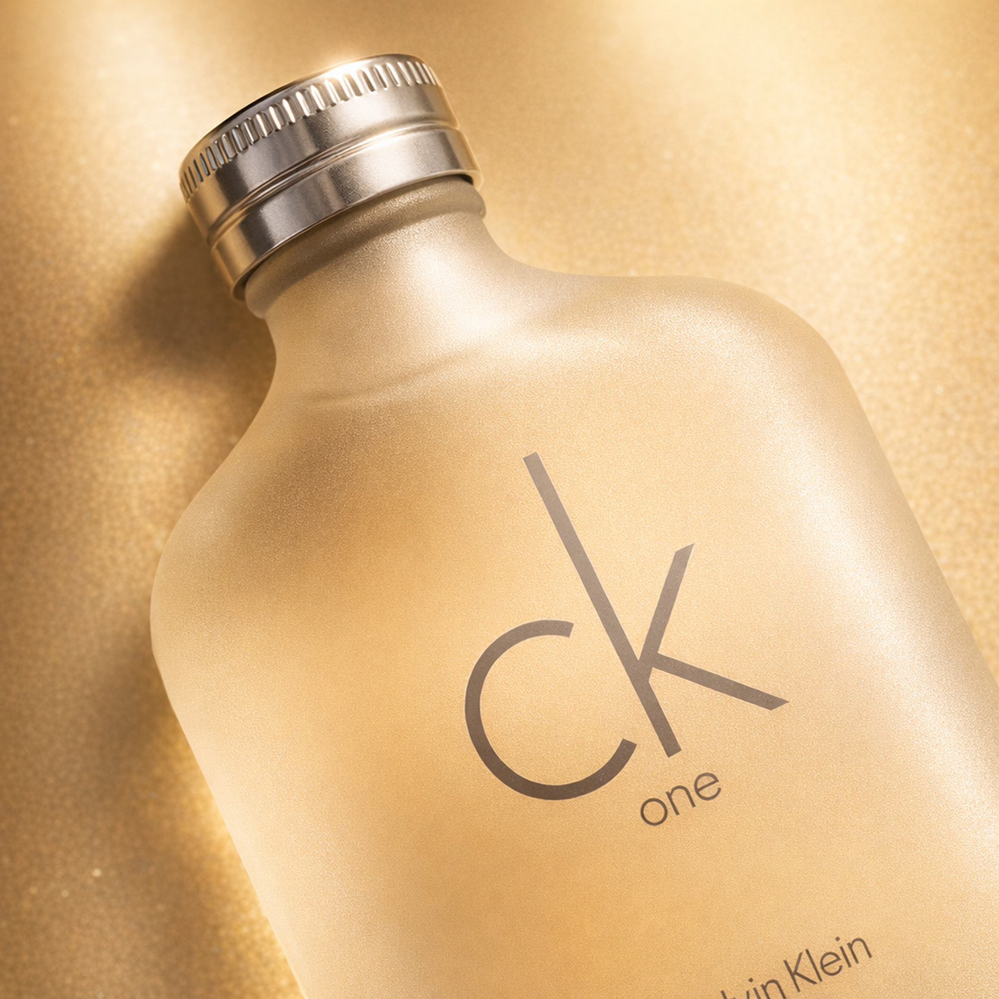 Calvin Klein CK One Gift Set fragrance details image