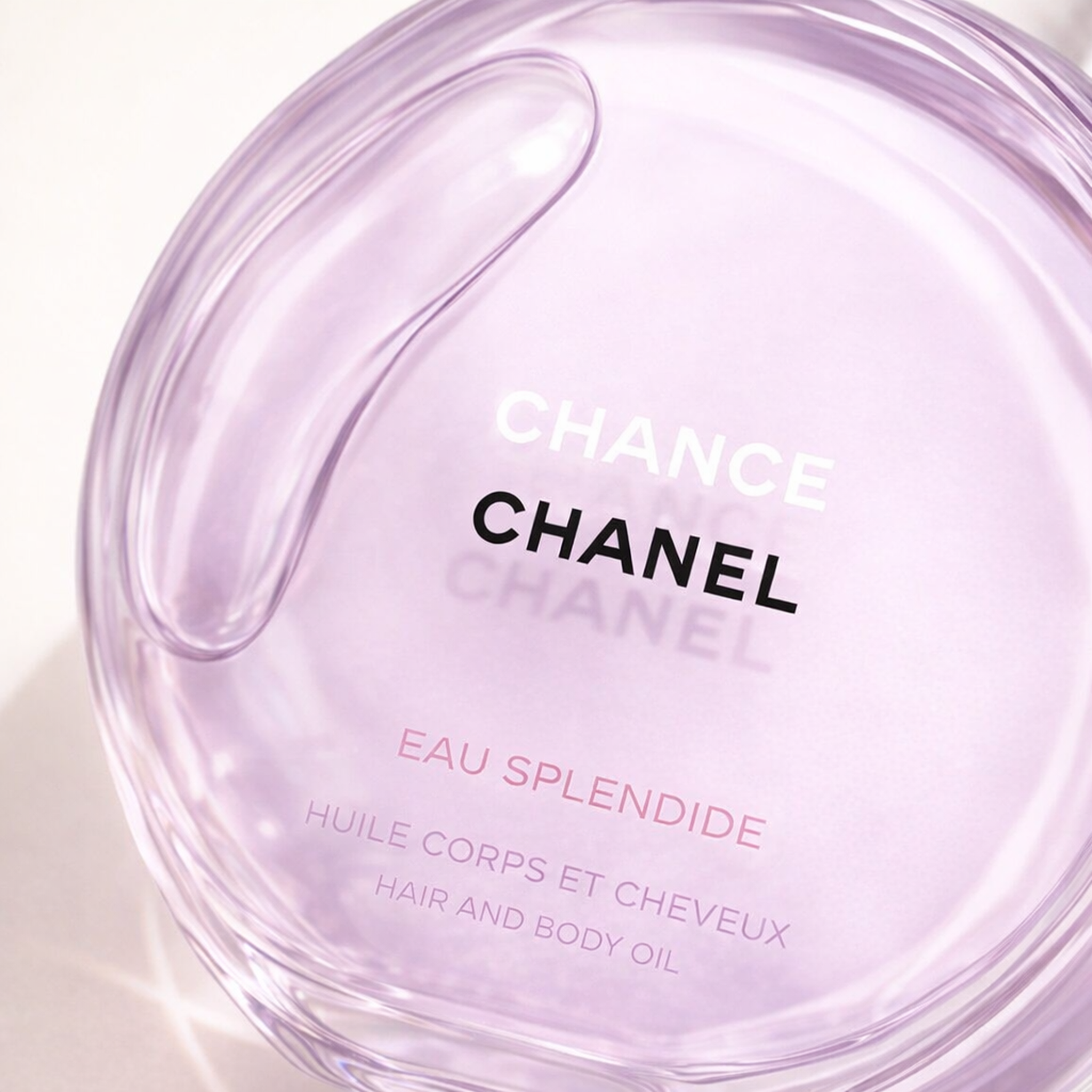 Chanel Chance Eau Splendide EDP For Women macro label detail gallery showcase