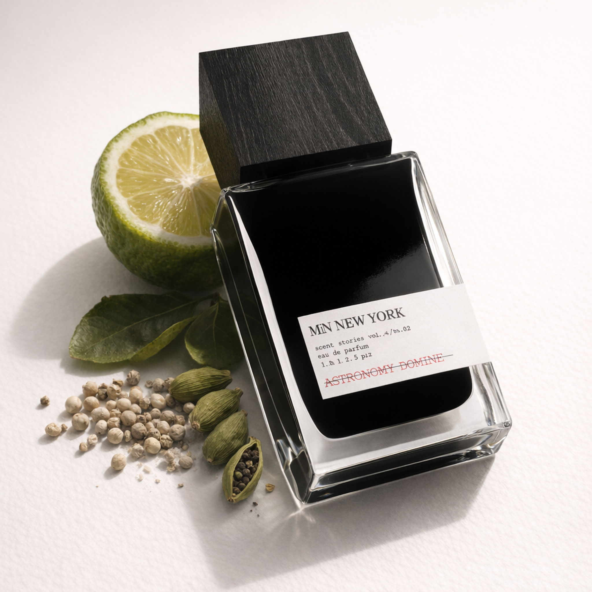 Min New York Astronomy Domine Travel EDP fragrance notes image