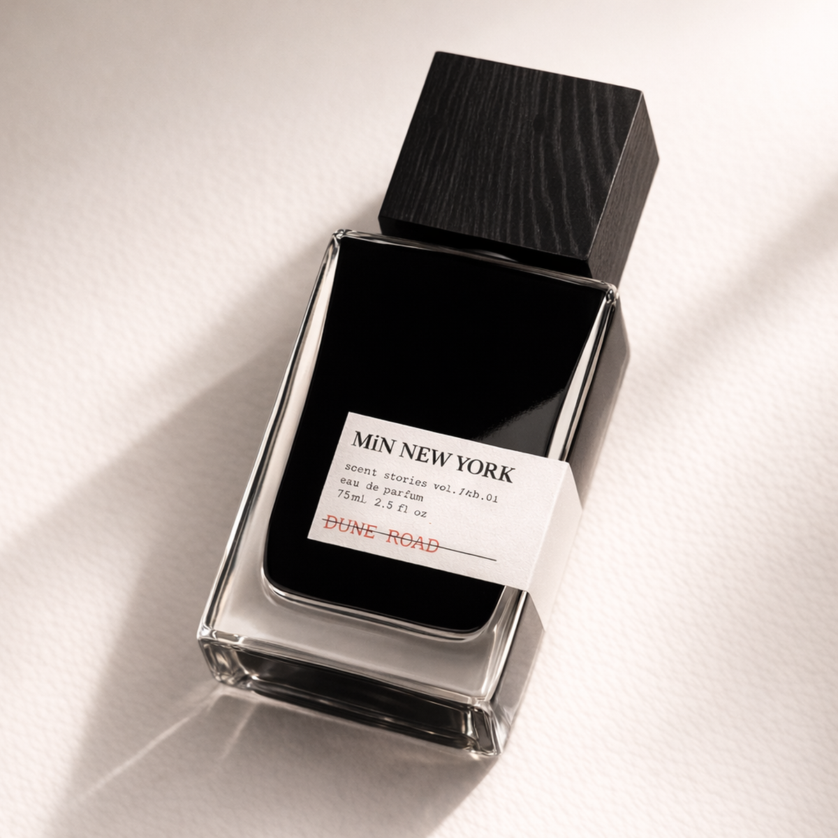 Min New York Dune Road Travel EDP fragrance details image